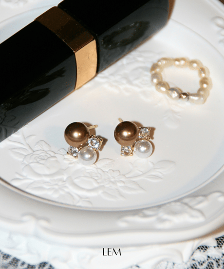 Brown Pearlピアス