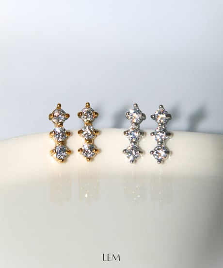Trio bijouピアス/イヤリング
