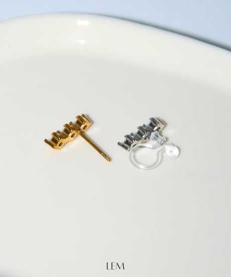 Trio bijouピアス/イヤリング