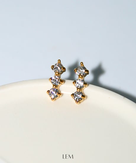 Trio bijouピアス/イヤリング