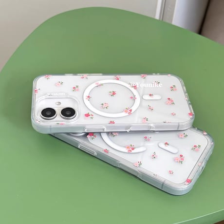 小花柄MagSafクリアiPhoneケース