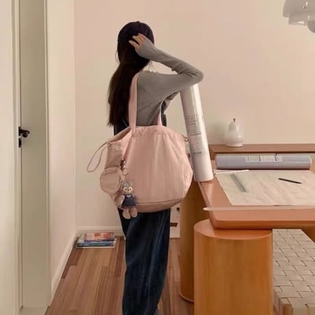シンプルナイロンビッグトートバッグ