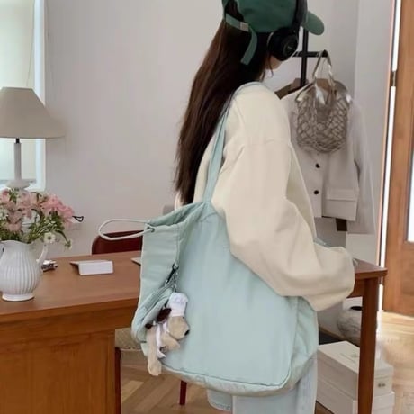 シンプルナイロンビッグトートバッグ