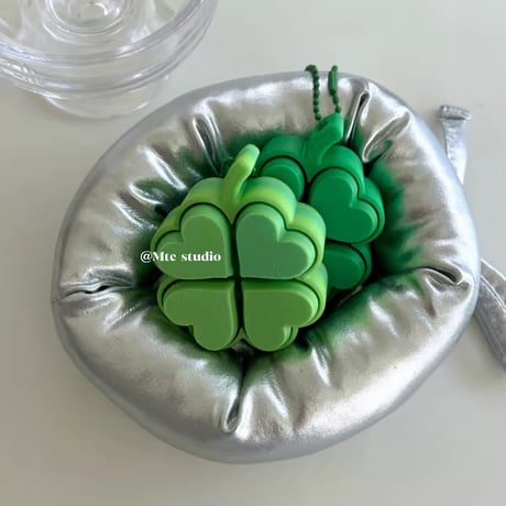 クローバー🍀キーボードクリッカーチャーム/キーボード/キーキャップ/キーホルダー