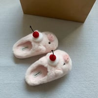 チェリー🍒のっけブタさんスリッパ/ルームシューズ