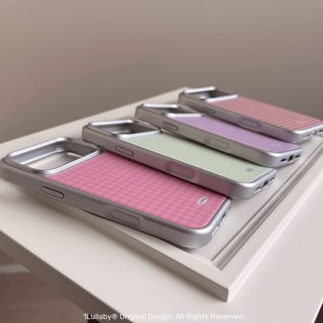 カラフルチェックストライプLOVEiPhoneケース