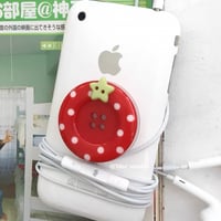 🍓いちご柄ボタンコア🍓スマホグリップ