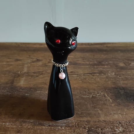 黒猫の貯金箱