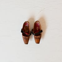 フランス　小さな木靴のオブジェ　W:4.5cm