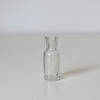 フランス　古いミニチュアガラスボトル H:5.7cm