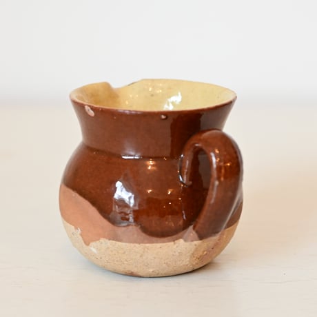 フランス  ミニミルクピッチャー　H:6.2cm