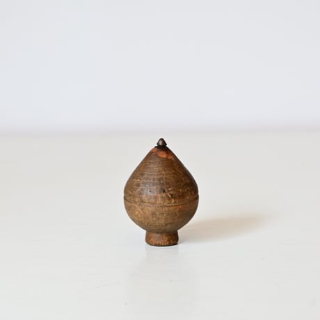 フランス　古い小さめの独楽　H:5.4cm