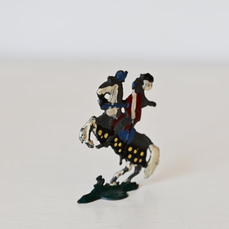 フランス　小さな馬のおもちゃ　H:6cm