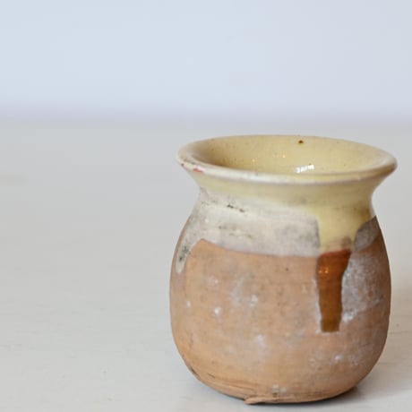 フランス アンティーク 南仏の小さなポット(水甕)  H:5.6cm