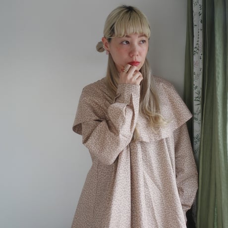 Tiny Floral 3WAY BLOUSE - gentle pink greige