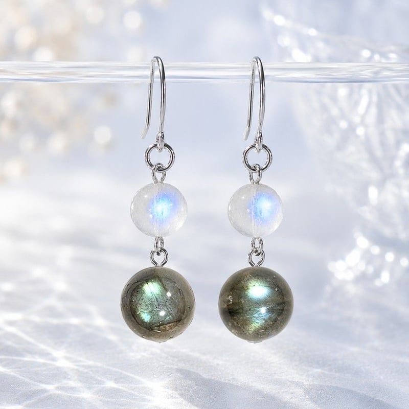 ❤sale❤【m-31】ピアス ブルームーンストーン、ラブラドライト※高品質 ブルームーンストーン＆ラブラドライト】 ピアス | WISTERIA-KYOKO