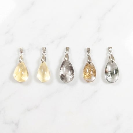 梅  8880円 【守護浄化ブレスレット 】 ♢ ｟左右可｠ ♢ ペンダントトップ&サイン入りミニ浄化シートプレゼント！