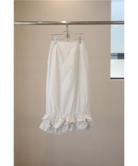 MAEGE "Taffeta balloon hem skirt" ivory