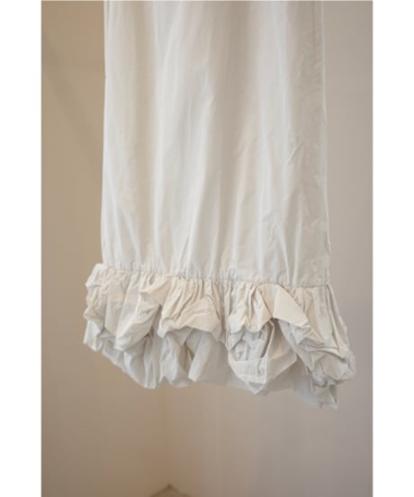 MAEGE "Taffeta balloon hem skirt" ivory