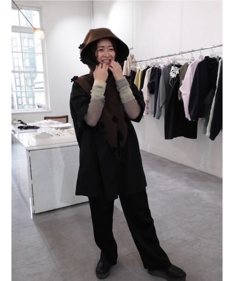 MARGE "Wool cashmere flower motif hooded scarf"  brown