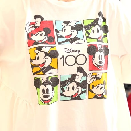 Tシャツ×フレアTシャツ