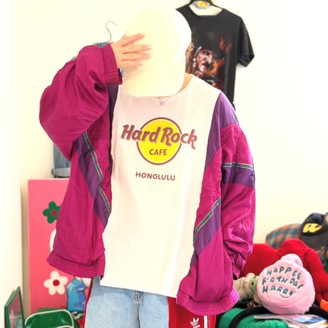 Tシャツ×ナイロンジャケット