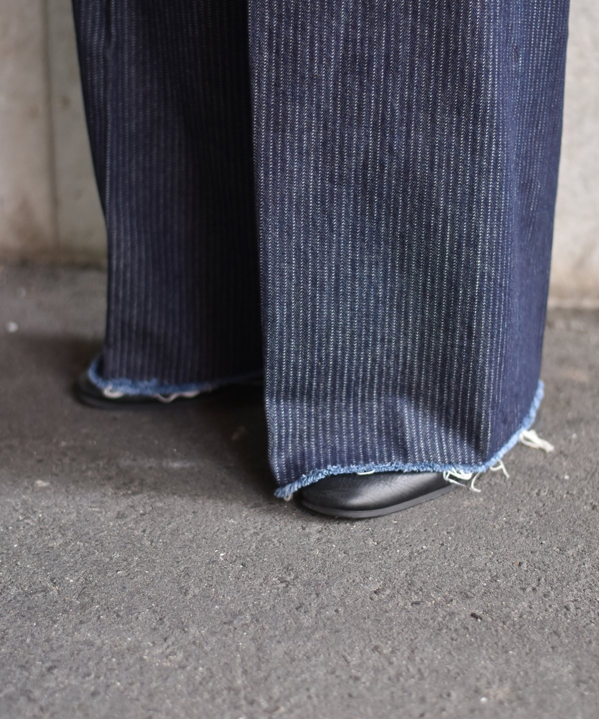 saby TUCK BAGGY TYPE 3 - Stripe Jacquard Denim