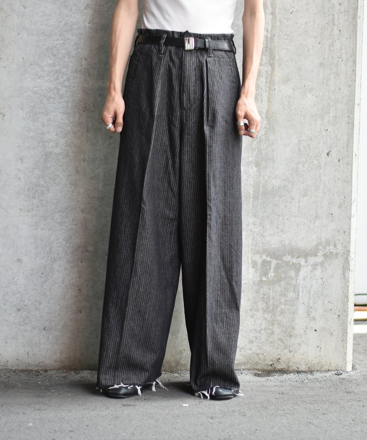 saby TUCK BAGGY TYPE 3 - Stripe Jacquard Denim