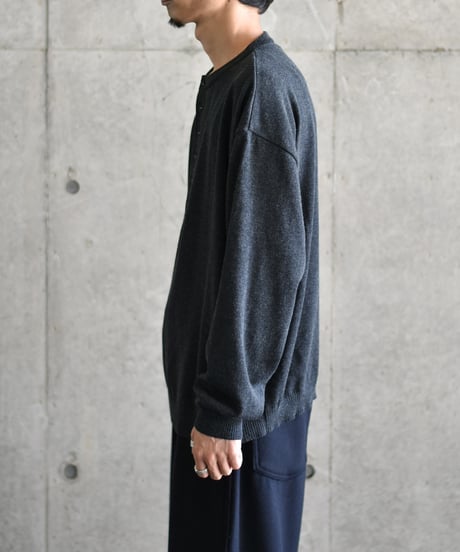 "Exclusive"ANDER HENLY NECK KNIT