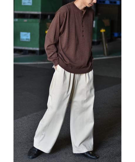 "Exclusive"ANDER HENLY NECK KNIT