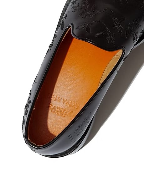 KYOU "DANCE" Embroidered Opera Shoes by HARUTA