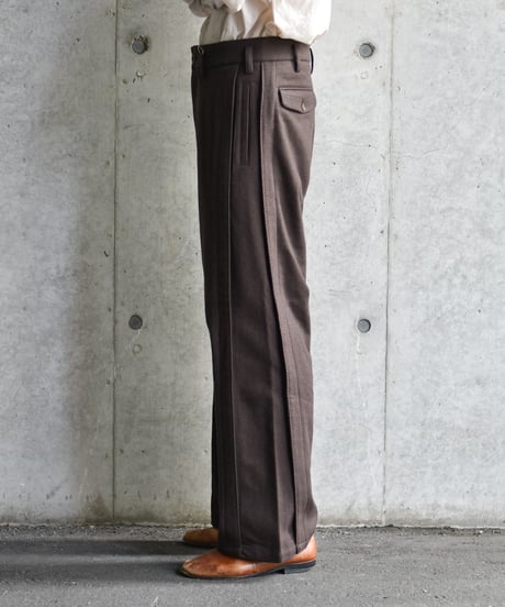 【LAST1】STEAF  LEAVE TUCK PANTS