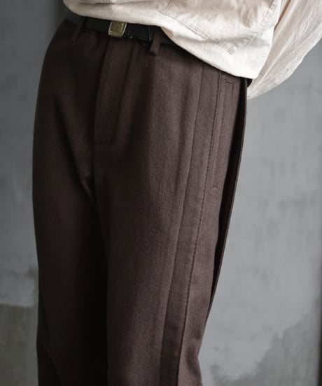 【LAST1】STEAF  LEAVE TUCK PANTS