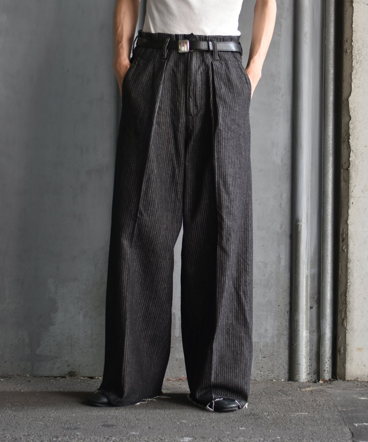 saby TUCK BAGGY TYPE 3 - Stripe Jacquard Denim