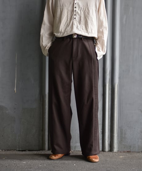 【LAST1】STEAF  LEAVE TUCK PANTS