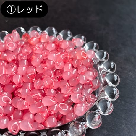 ミルキーホワイトミニドロップチャーム