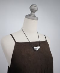 ABSTRACT FORM NECKLACE