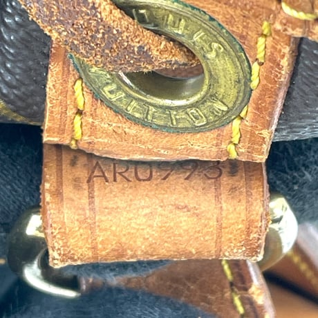 LOUIS VUITTON プチ・ノエ モノグラムキャンバス ブラウン 巾着 ショルダーバッグ M42226