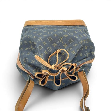 LOUIS VUITTON ノエ モノグラムキャンバス ショルダーバッグ バケットバッグ 巾着 M42224