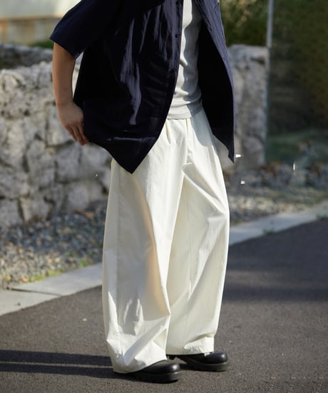 Relaxed Wide White Tuck Pants