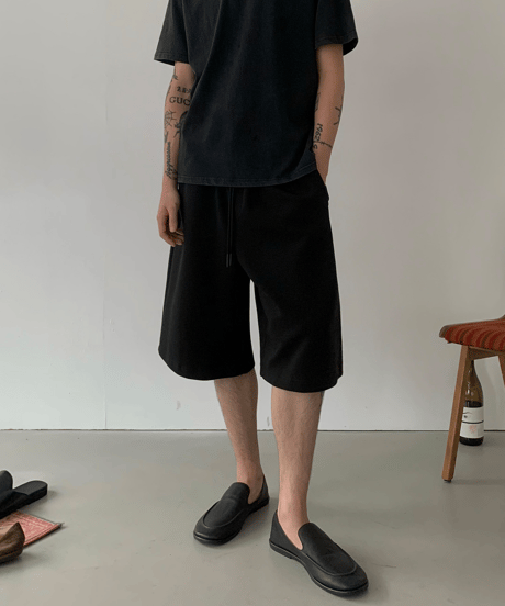 Air-Layer Wide Sweat Shorts  / 2color