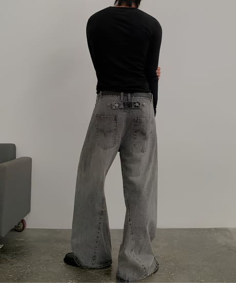 Washed Curved Silhouette Wide Denim Pants