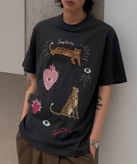 Leopard & Heart Doodles Graphic Tee  / 2color