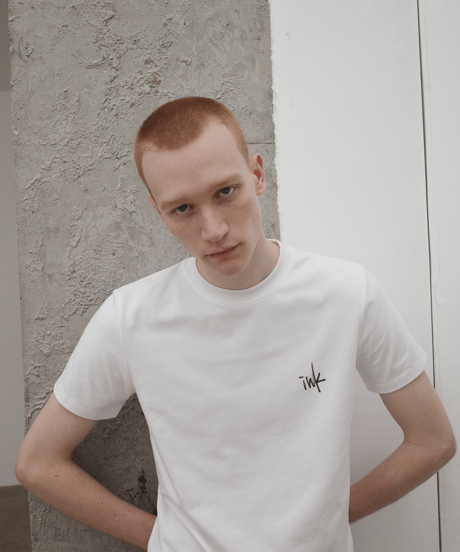 Handwritten Logo Graphic Tee  / 2color
