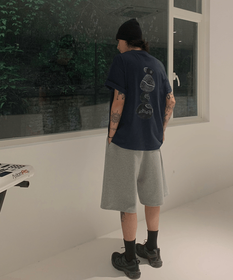 Stone Graphic Print Tee / 2color