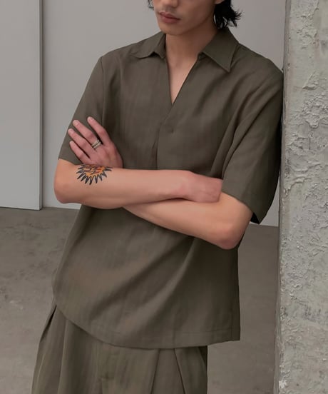 Linen Blend V-Neck Open Collar Loose Shirt  / 2color