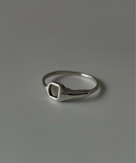 Asymmetric Hollow Ring