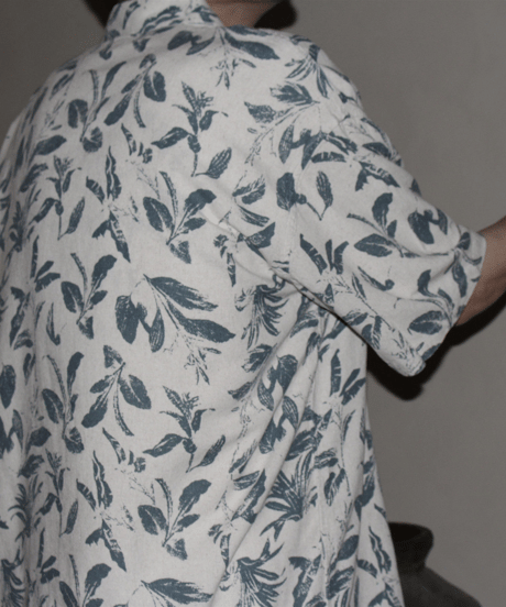 Vintage Leaf Print Loose Short Sleeve Shirt / 2color