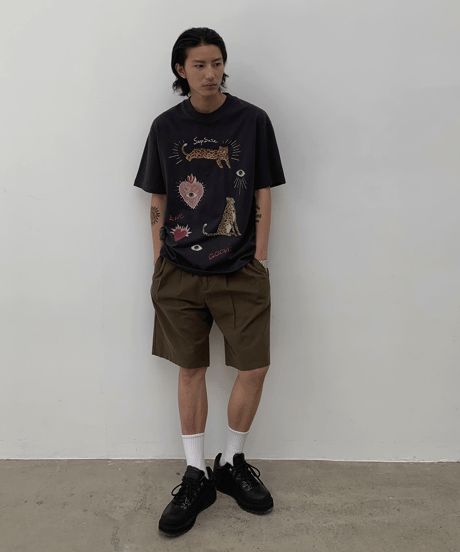 Leopard & Heart Doodles Graphic Tee  / 2color