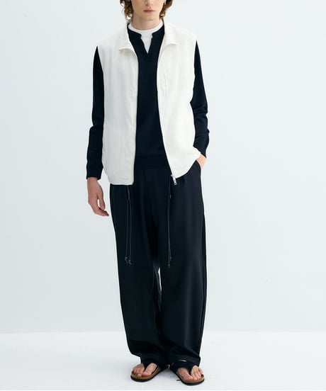 Wide Stand Collar Simple Zip Vest / 2color